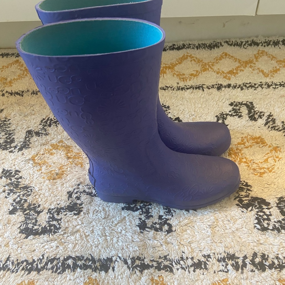 ugg rain boots